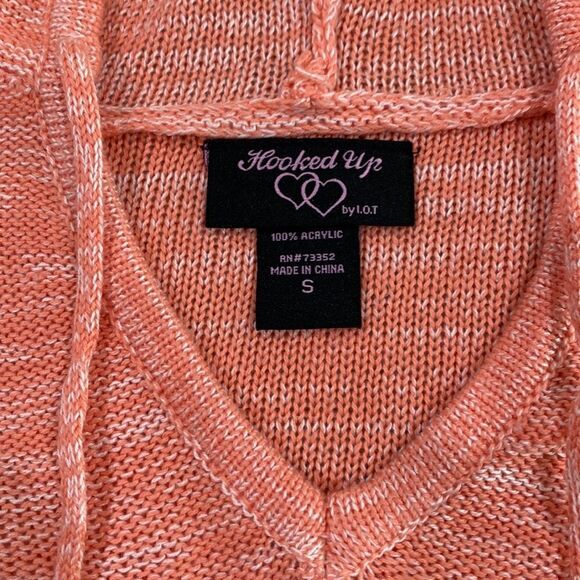 Hooked Up by lOT Peach Mal Open Knit V-Neck Hooded Sweater Size Small - Picture 3 of 13